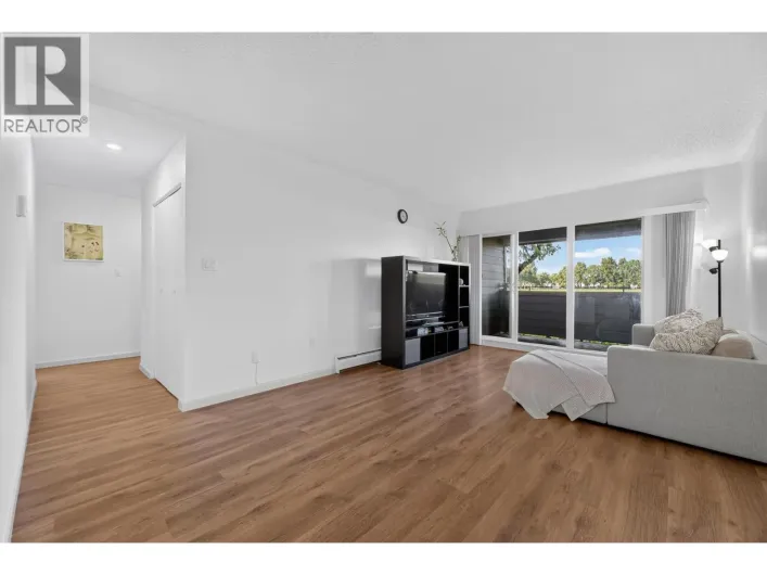 119 3451 SPRINGFIELD DRIVE, Richmond