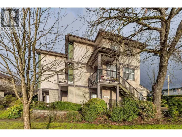 119 7333 E 16TH AVENUE, Burnaby