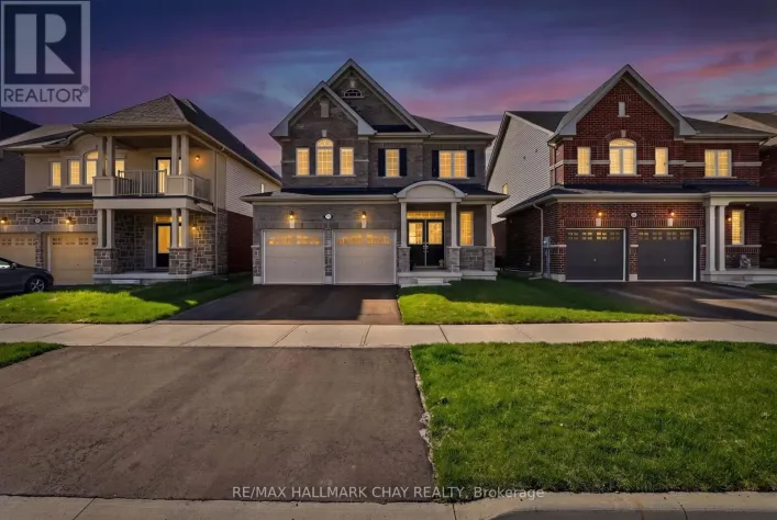 119 CLIFF THOMPSON COURT, Georgina