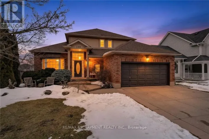 119 DORCHESTER DRIVE, Grimsby