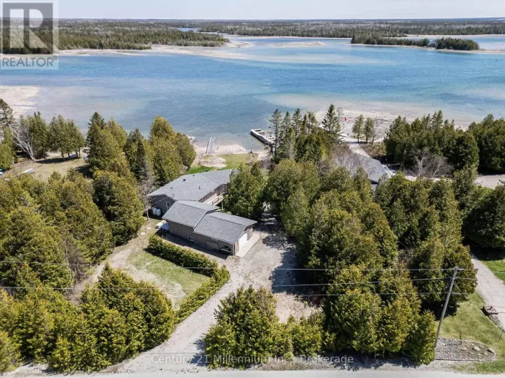 119 PINE TREE HARBOUR ROAD, Northern Bruce Peninsula