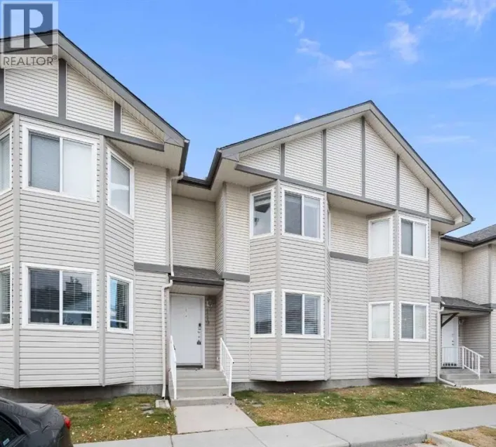 119 Royal Birch Villas NW, Calgary