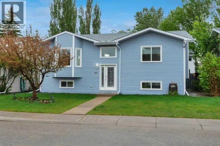 119 Strathaven Crescent, Strathmore