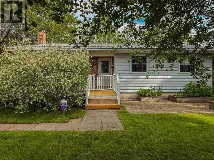1192 Highway 2, Lantz