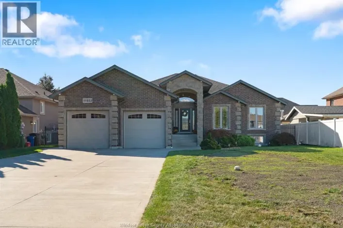 11933 Maisonneuve STREET, Tecumseh