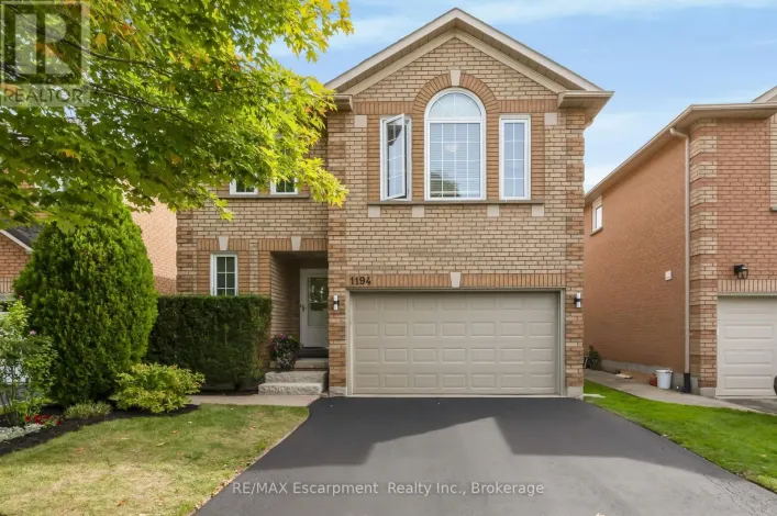 1194 OLD OAK DRIVE, Oakville