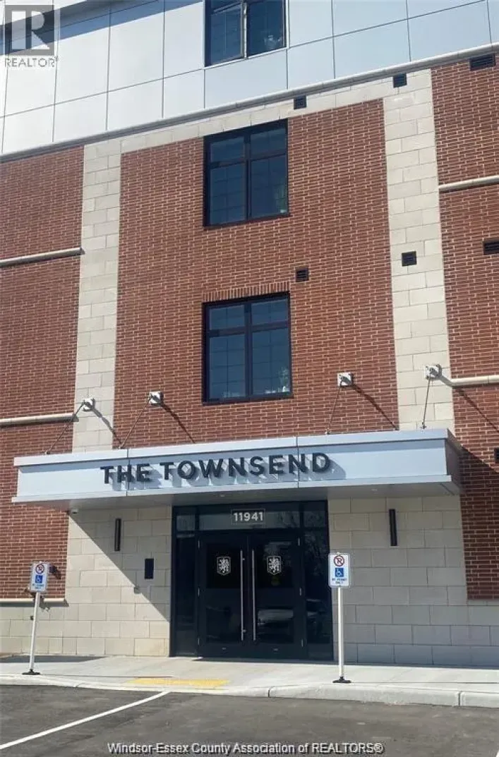 11941 TECUMSEH ROAD East Unit# 208, Tecumseh