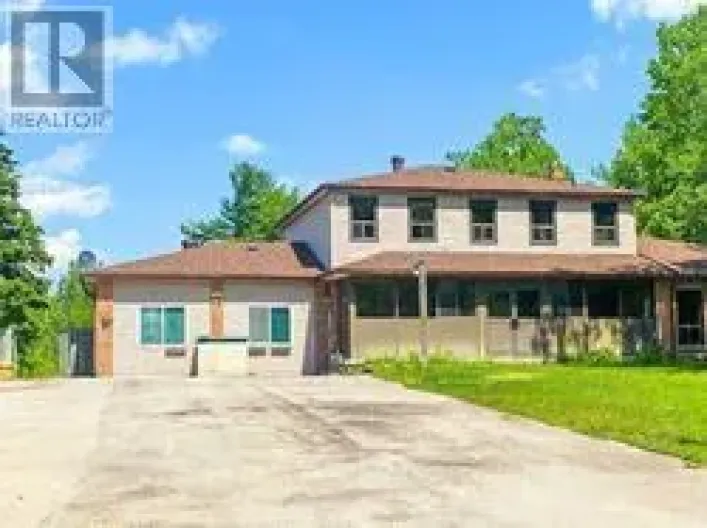 11951 YONGE STREET, Richmond Hill