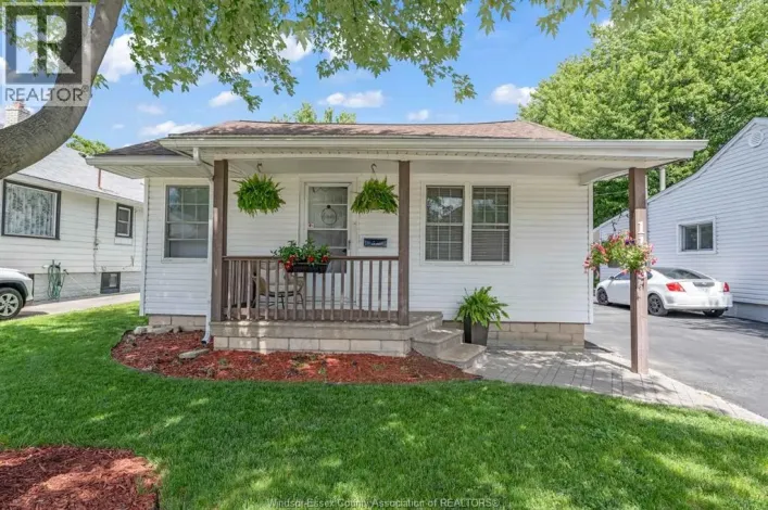 1196 Curry AVENUE, Windsor