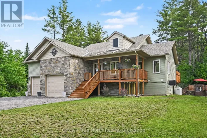 1196 FLAT RAPIDS ROAD, McNab/Braeside