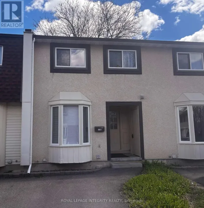1196 PRIORY LANE, Ottawa