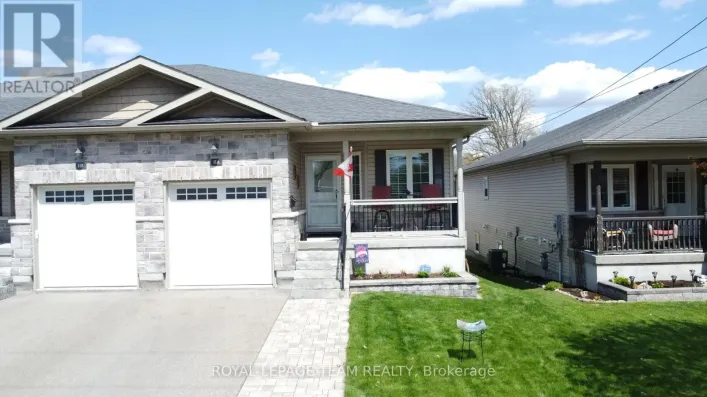 11A CENTRE STREET N, Brockville