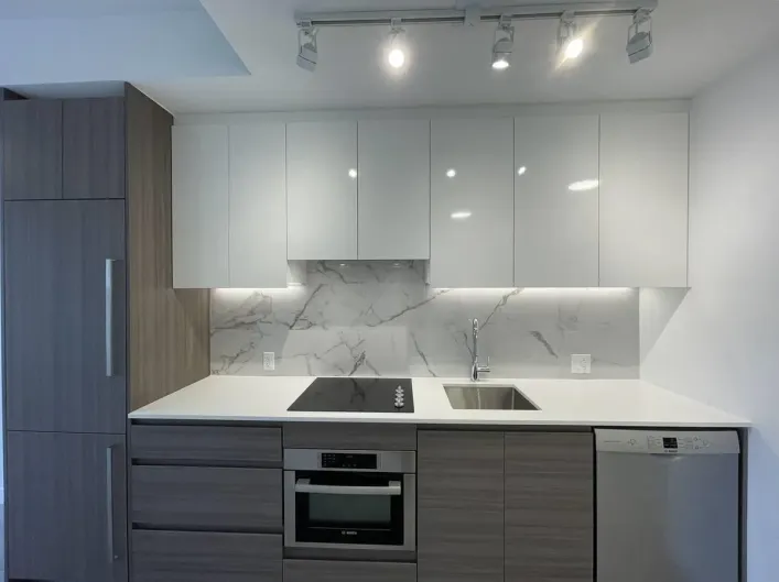 11XX 10626 CITY PARKWAY, Surrey