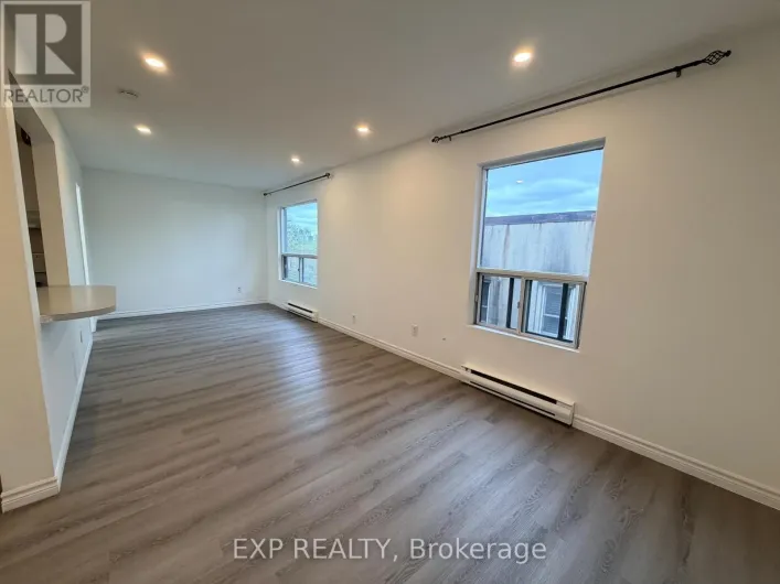 12 - 102 GREENSIDES AVENUE, Toronto
