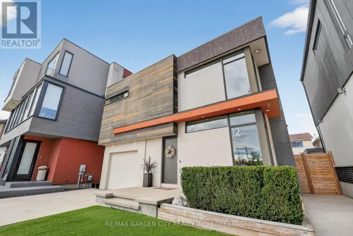 12 1/2 BEAMER COURT, Thorold