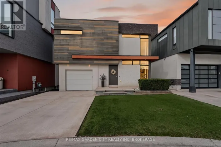 12 1/2 BEAMER COURT, Thorold