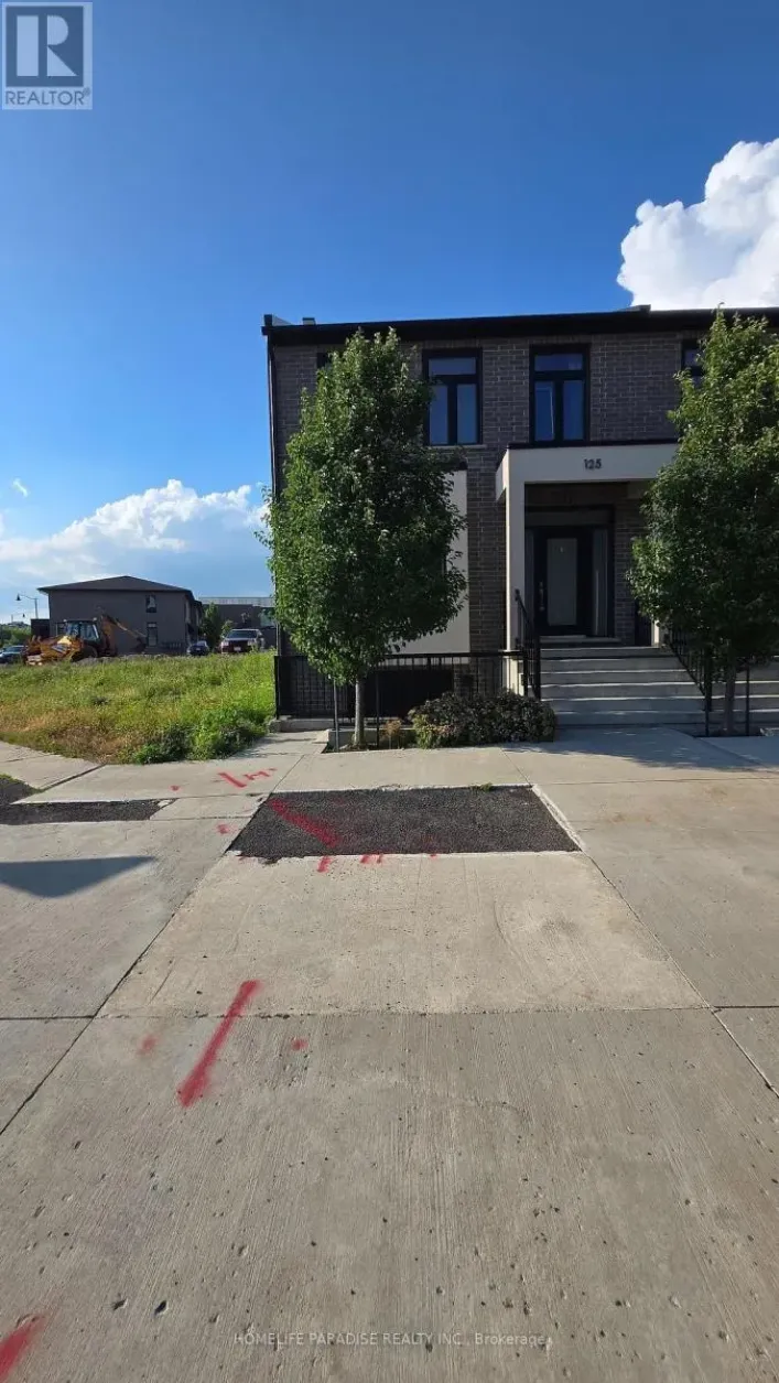 12 - 125 SUMMERSIDE MEWS, Pelham