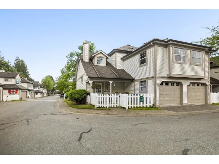 12 16318 82 AVENUE, Surrey