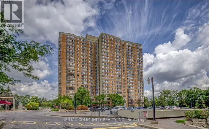 12 - 25 BAMBURGH CIRCLE, Toronto