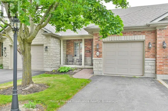 12 - 25 HEARTWOOD DRIVE, Belleville