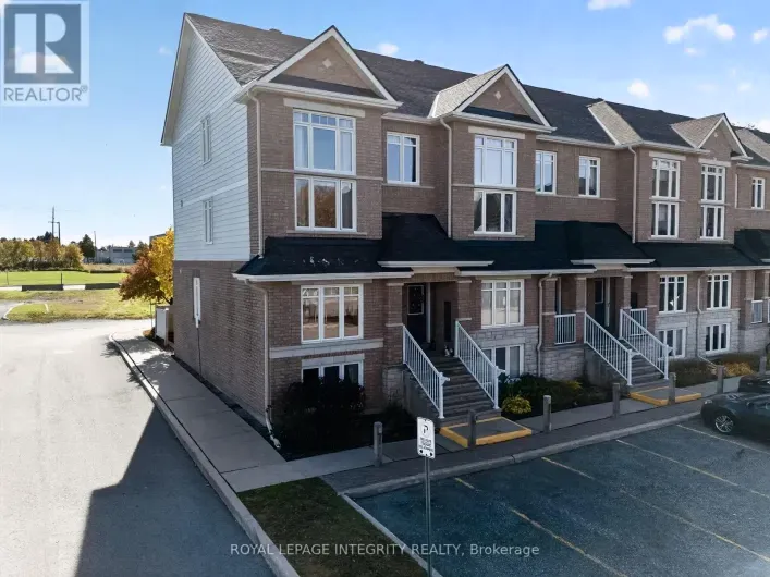 12 - 320 TIVOLI PRIVATE, Ottawa