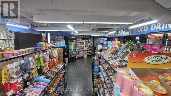 12 - 33 BLOOR STREET E, Toronto