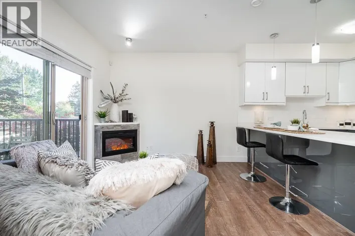 12 4033 DOMINION STREET, Burnaby