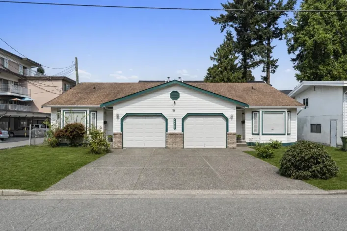 1&2 46043 MELLARD AVENUE|Chilliwack Proper East, Chilliwack