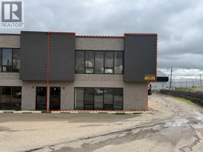 12, 5112 47 Avenue, Innisfail