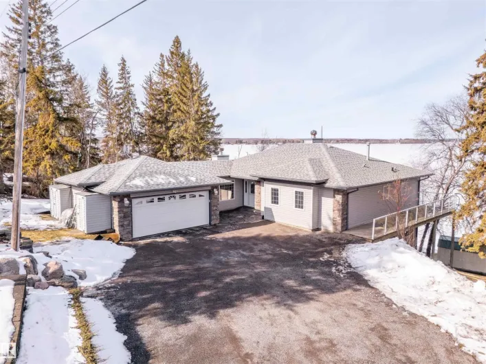 House for sale: #12 61212 RR 463, Rural Bonnyville M.D.
