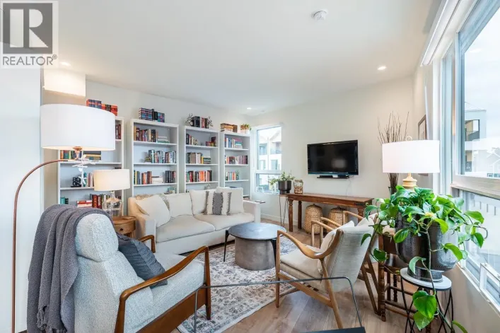 12 6340 MARKET AVENUE, Delta