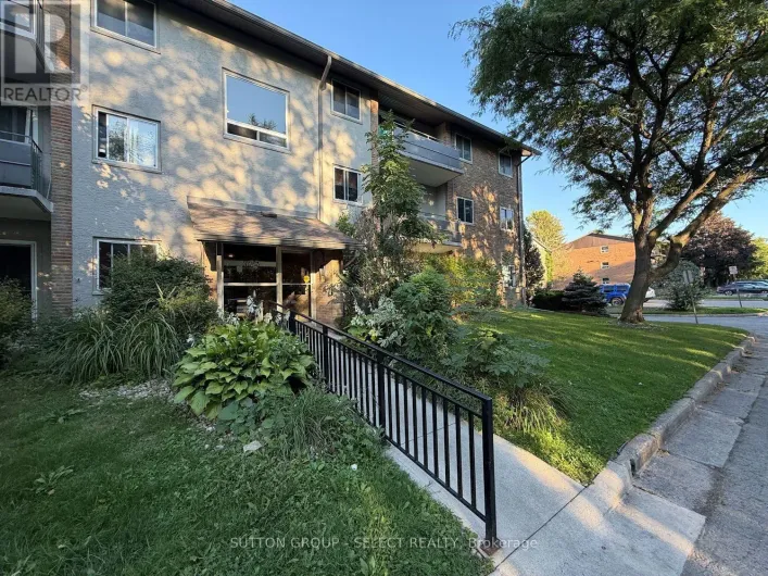 12 - 675 WONDERLAND ROAD S, London South