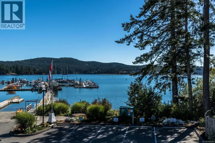 1&2 6971 West Coast Rd, Sooke