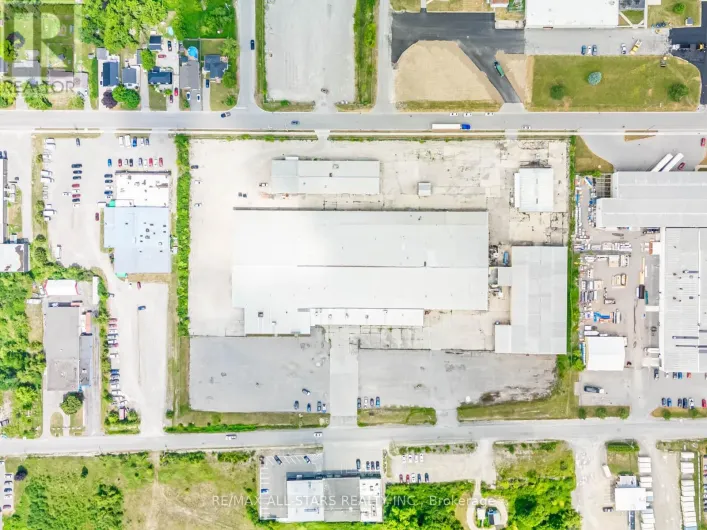 #1-2 - 70 MOUNT HOPE STREET, Kawartha Lakes