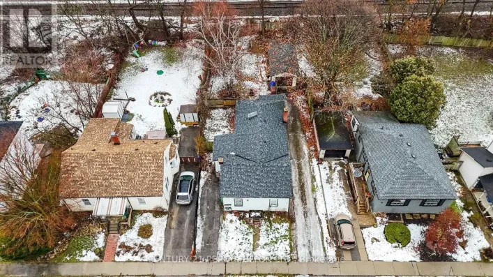 1-2 - 75 AVENUE STREET, Oshawa