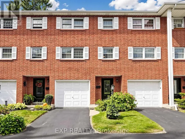 12 - 91 LIVINGSTON AVENUE, Grimsby