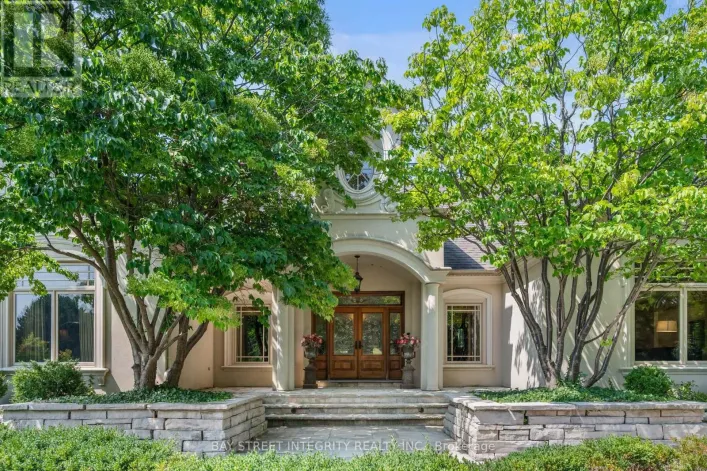 12 ALM COURT, Aurora