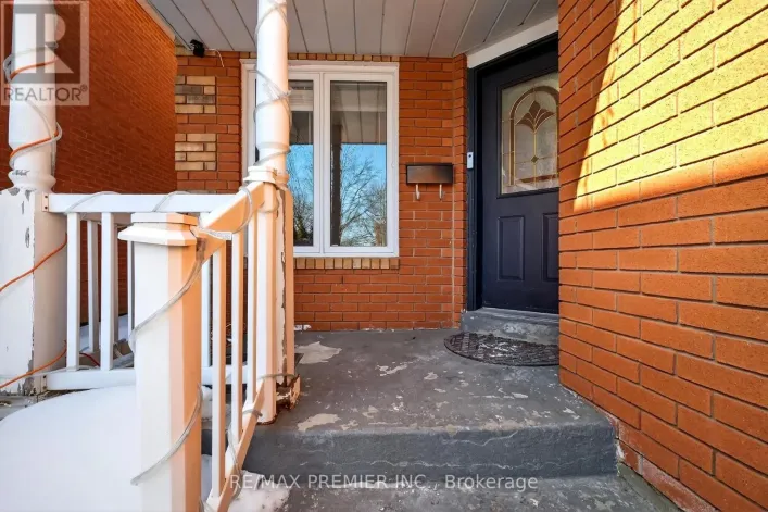 12 BAYVIEW STREET, Brampton