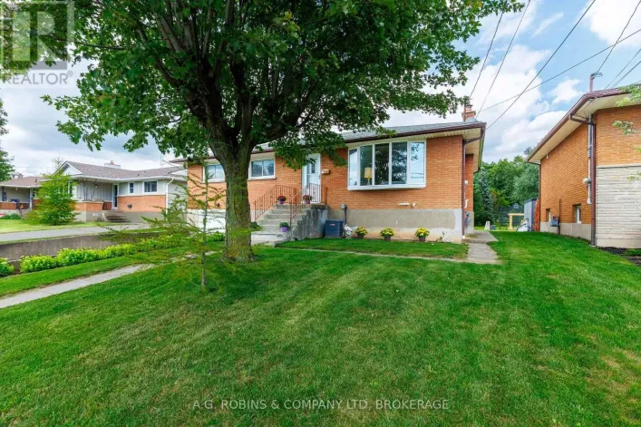 12 BERKLEY AVENUE, Port Colborne