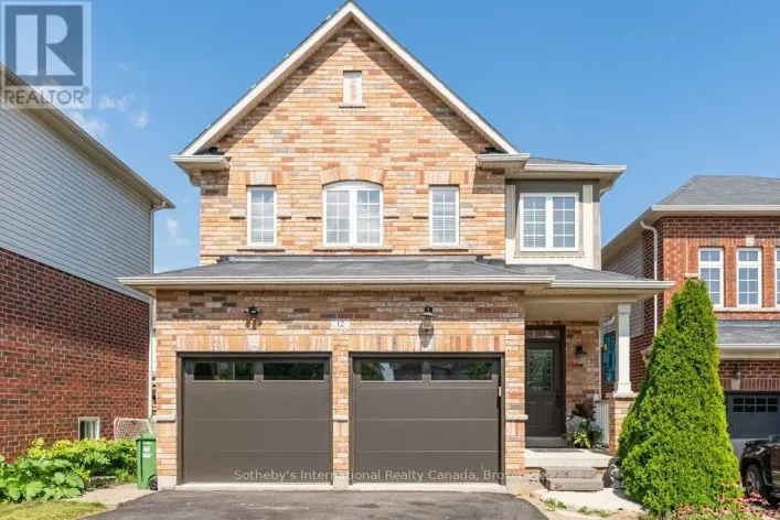 12 BOUSFIELD COURT, Hamilton