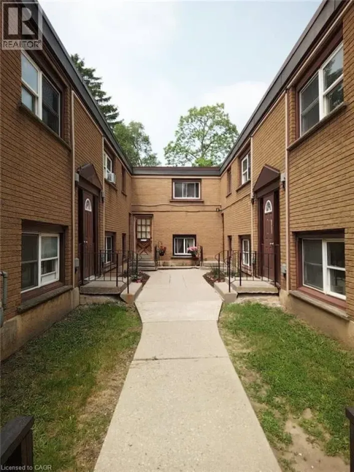 12 BROAD Street Unit# 25, Brantford