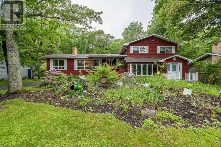 12 Campbell Drive, Bedford
