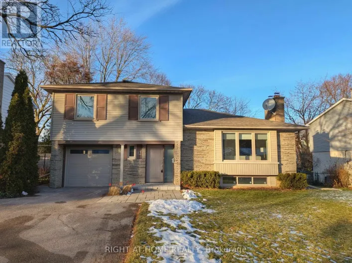 12 COURTHAM AVENUE, Markham