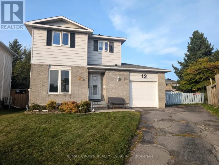 12 CYPRESS COURT, North Bay