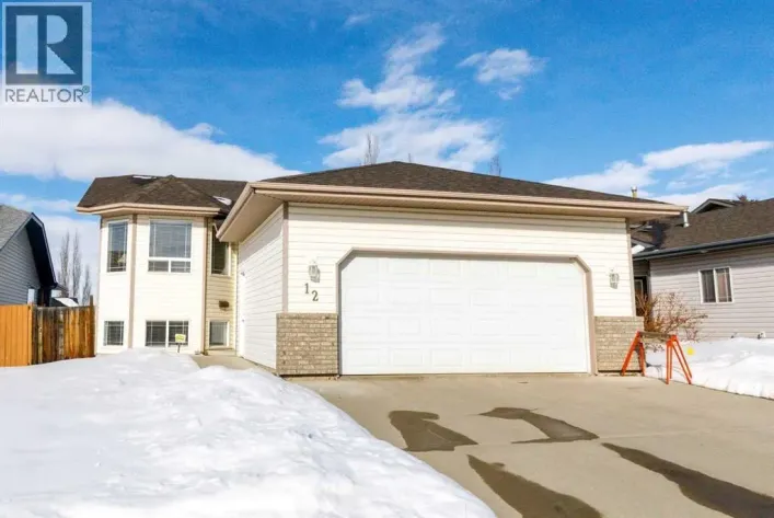 12 Dentoom, Red Deer