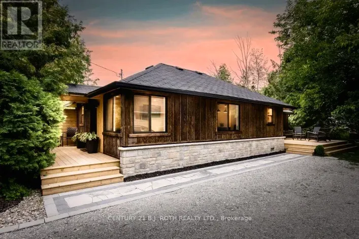 12 DOMAR ROAD, Tiny