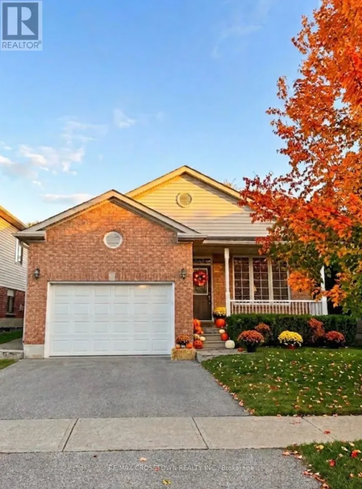 12 DR. JONES DRIVE, King