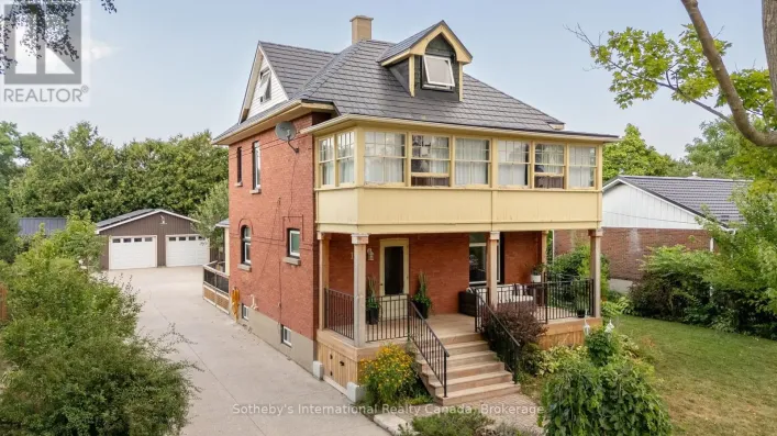 12 ELIZABETH STREET W, Clearview