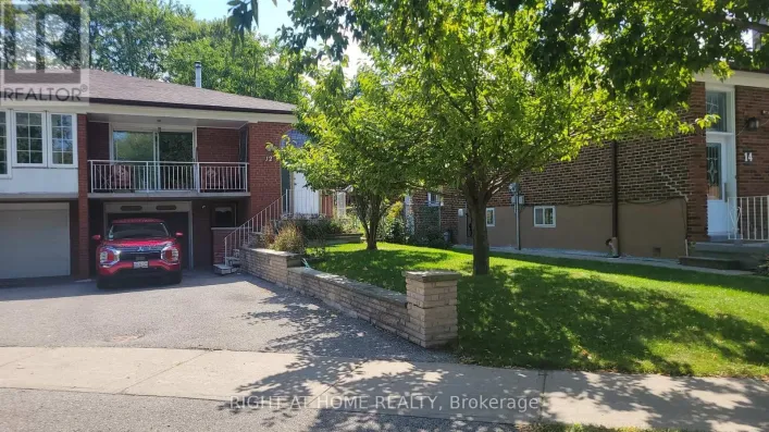 12 FAIRGLEN AVENUE, Toronto