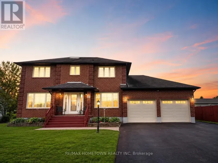 12 FAIRHOLME DRIVE, South Dundas